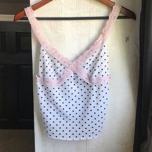 Hinge polka dot top